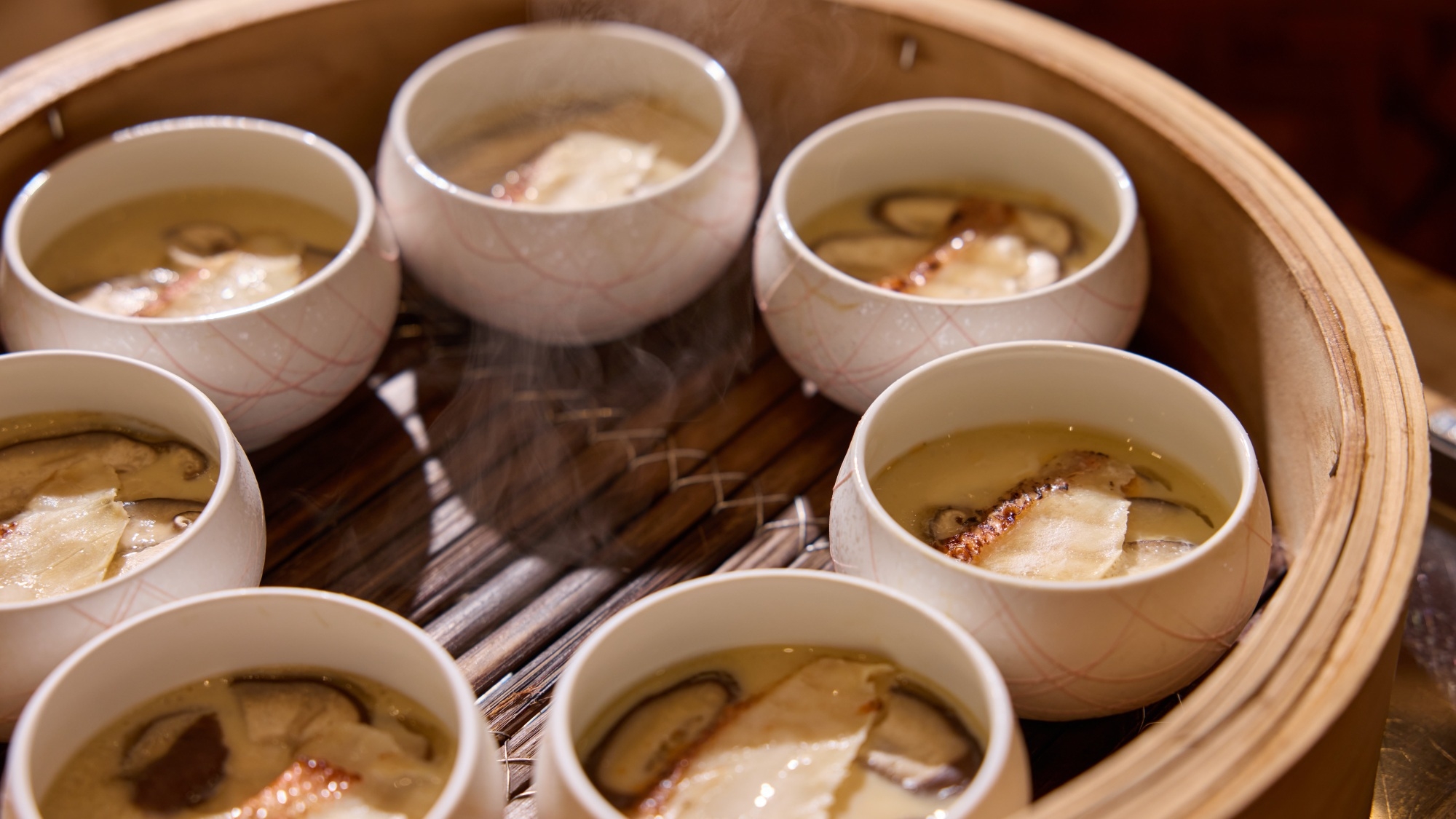 【冬はスイーツを楽しもう】＜桜房＞雪色のお菓子3点セット付プラン