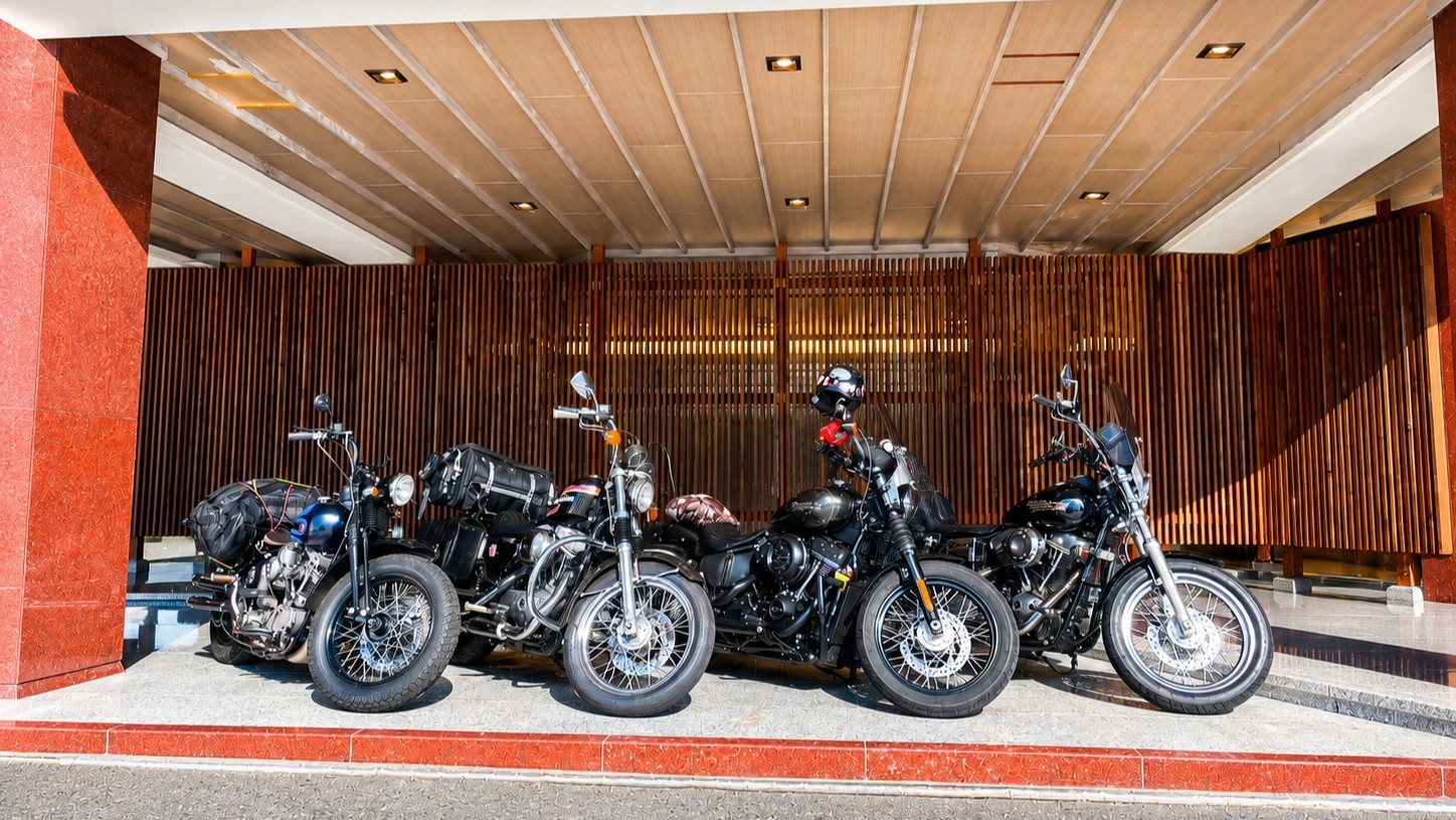 【ライダー様歓迎】ツーリングにおすすめ！＜屋根付き駐車場確約＞洞爺湖ステッカー＆エナジードリンク付