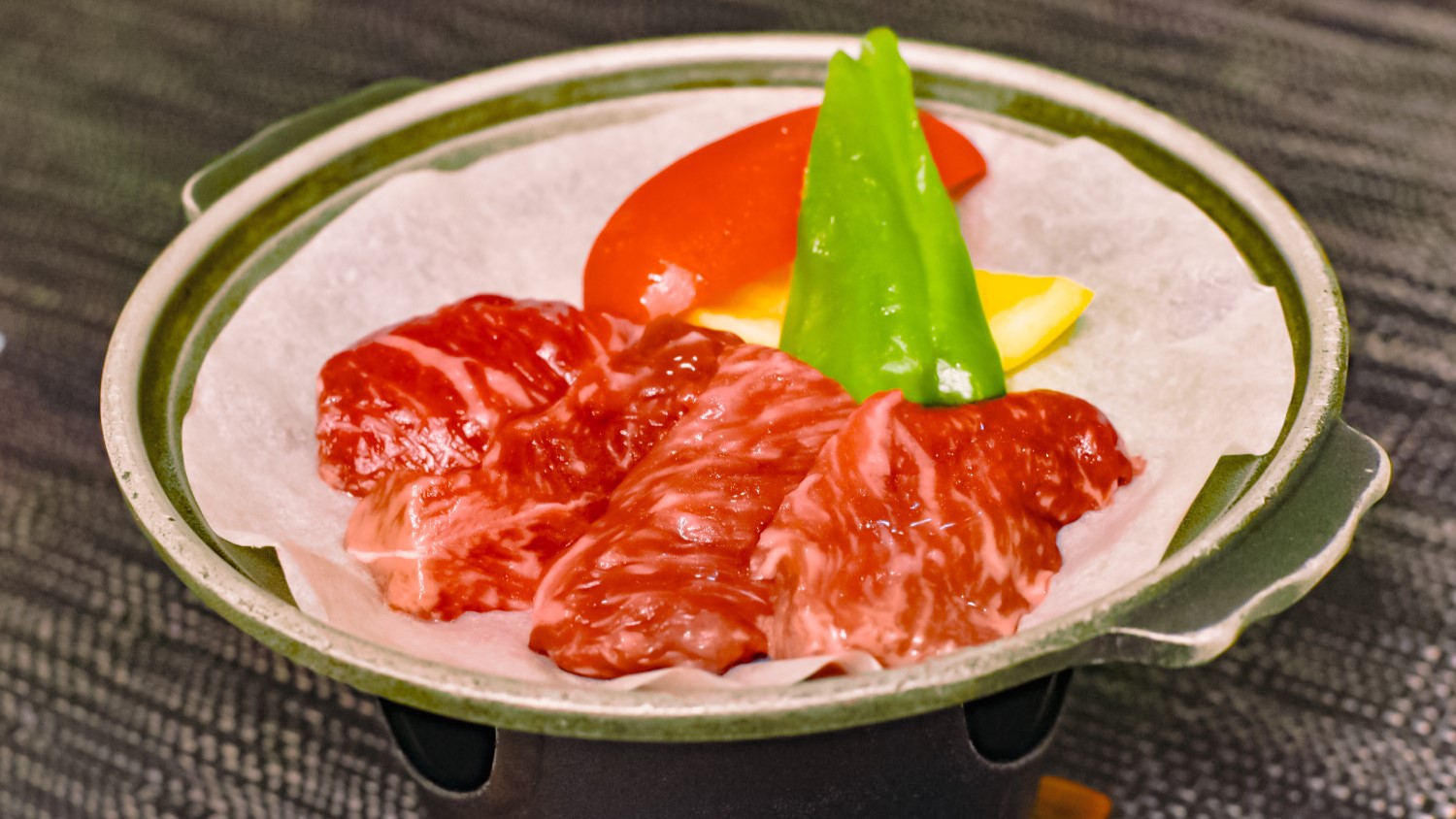 【洞爺の初夏をお料理で満喫】白老牛陶板焼き＆お好きなワンドリンク付