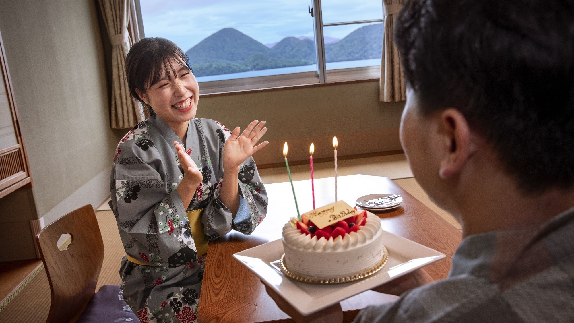 【Happy Anniversary！】乃の風パティシエ特製ホールケーキでお祝い！in 湖畔亭