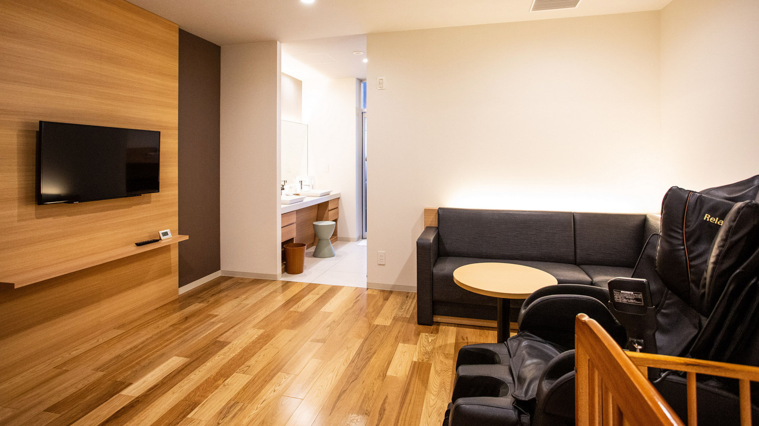 【貸切風呂】休憩室