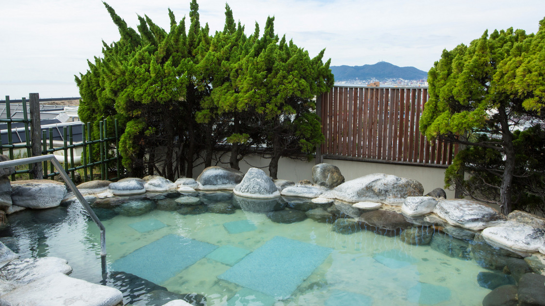 【春のひとり旅】新生活応援！展望露天風呂で癒し時間＆海鮮バイキングを満喫＜2食付＞