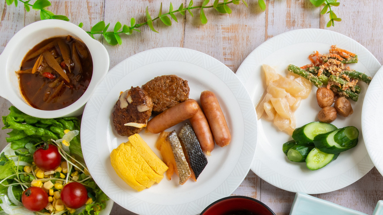 【朝食付連泊プラン】1回限定★飲み放題付夕食バイキング特典付♪（2泊3日3食付）