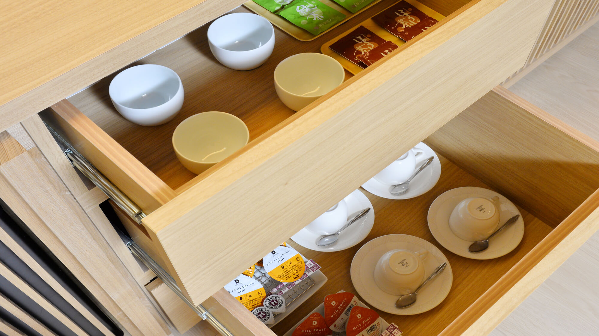 【プレミアツイン】お部屋での寛ぎタイムにご利用ください