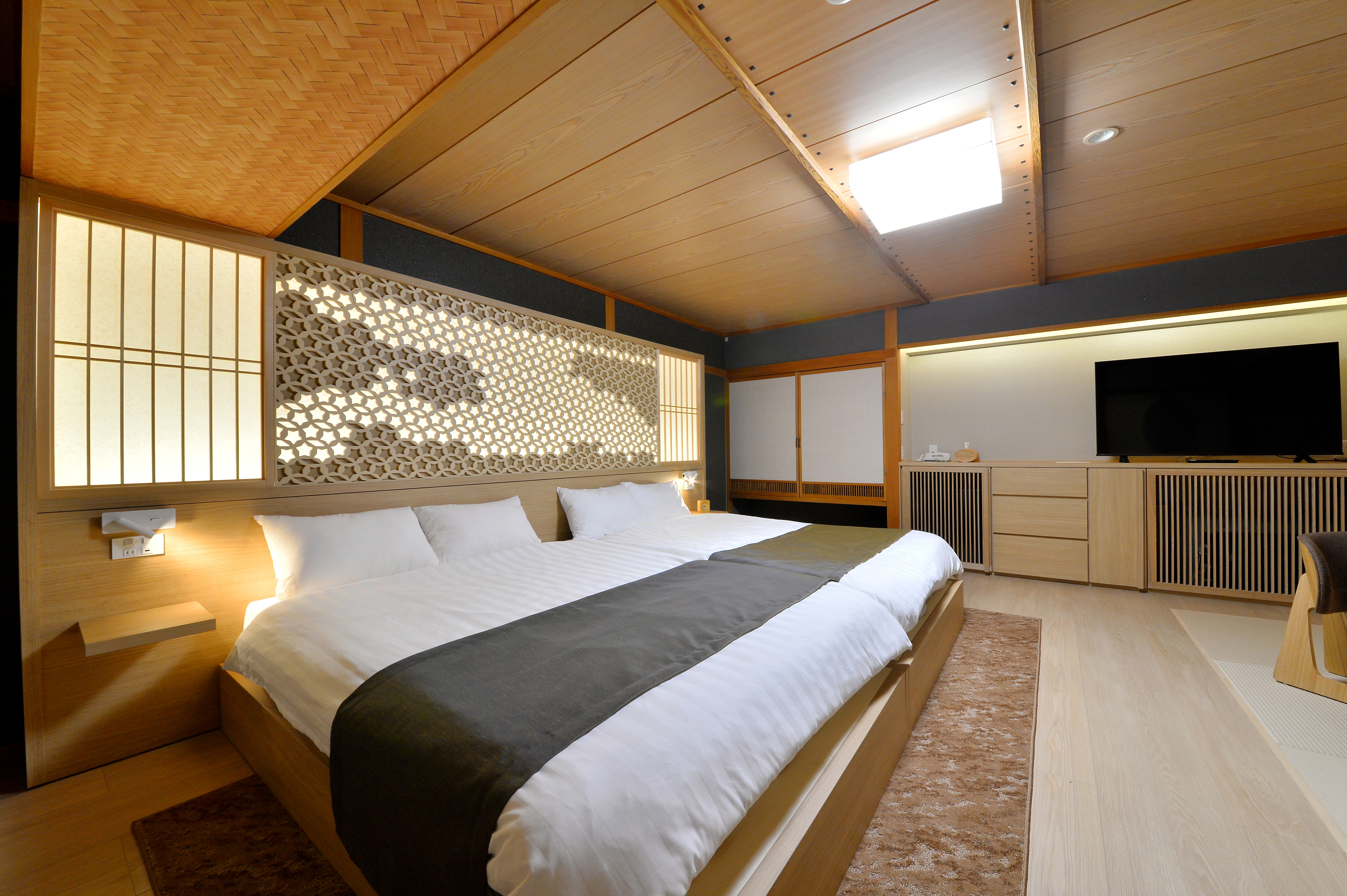 【禁煙】プレミアツイン（45平米）