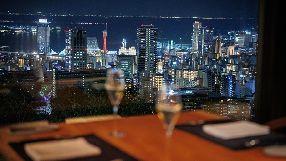 〜神戸の煌めきを心に刻む〜【窓側席確約】神戸北野テラスで愉しむフレンチディナー（2食/Season）