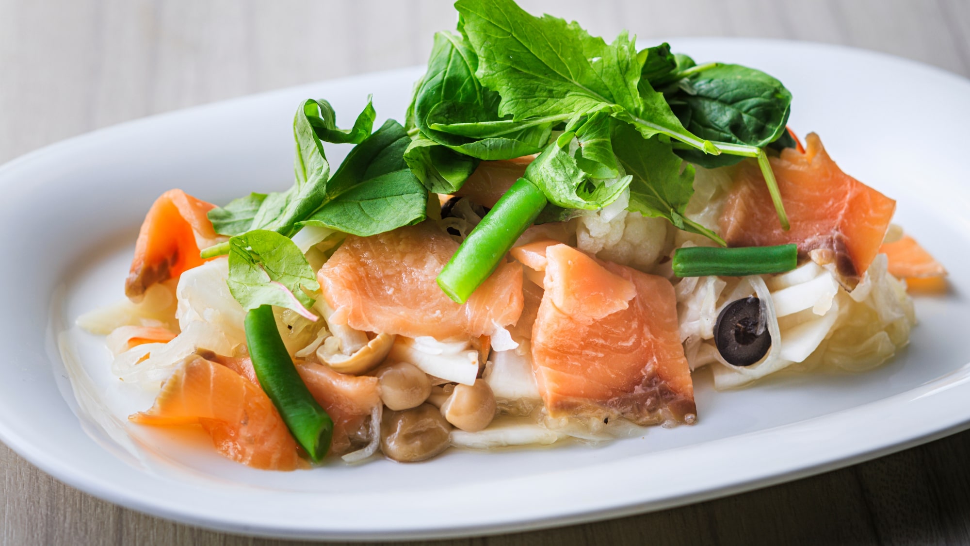 【2025秋】Buffet Restaurant　スモークサーモンと野菜のマリネ9/16～12/15