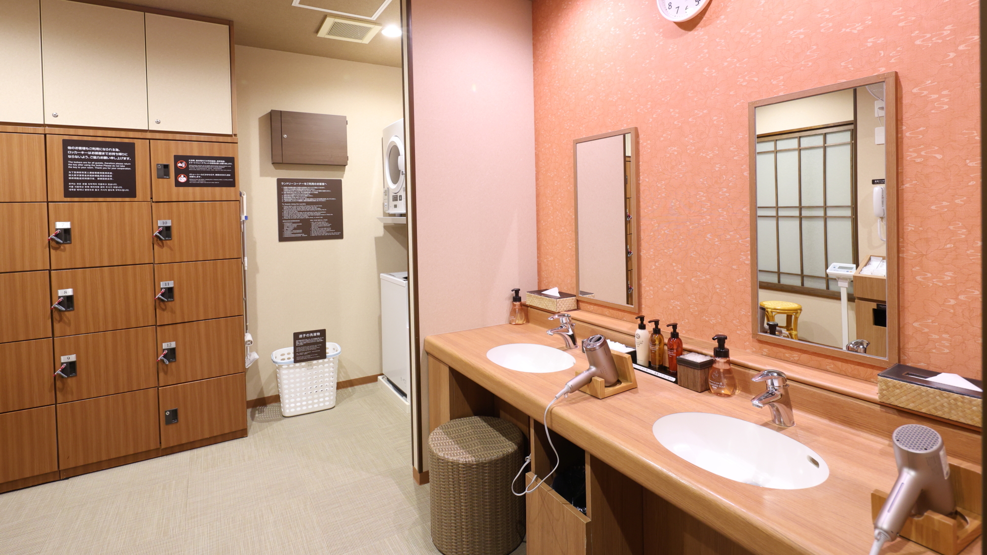 ■女性大浴場洗面台■