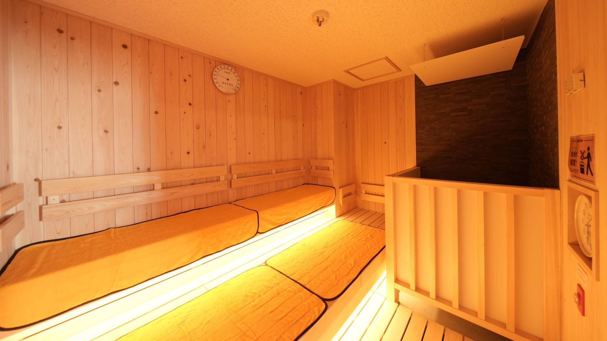 ＜カプセルルーム＞サウナ・大浴場・朝食付・駐車場すべて無料【男性専用】