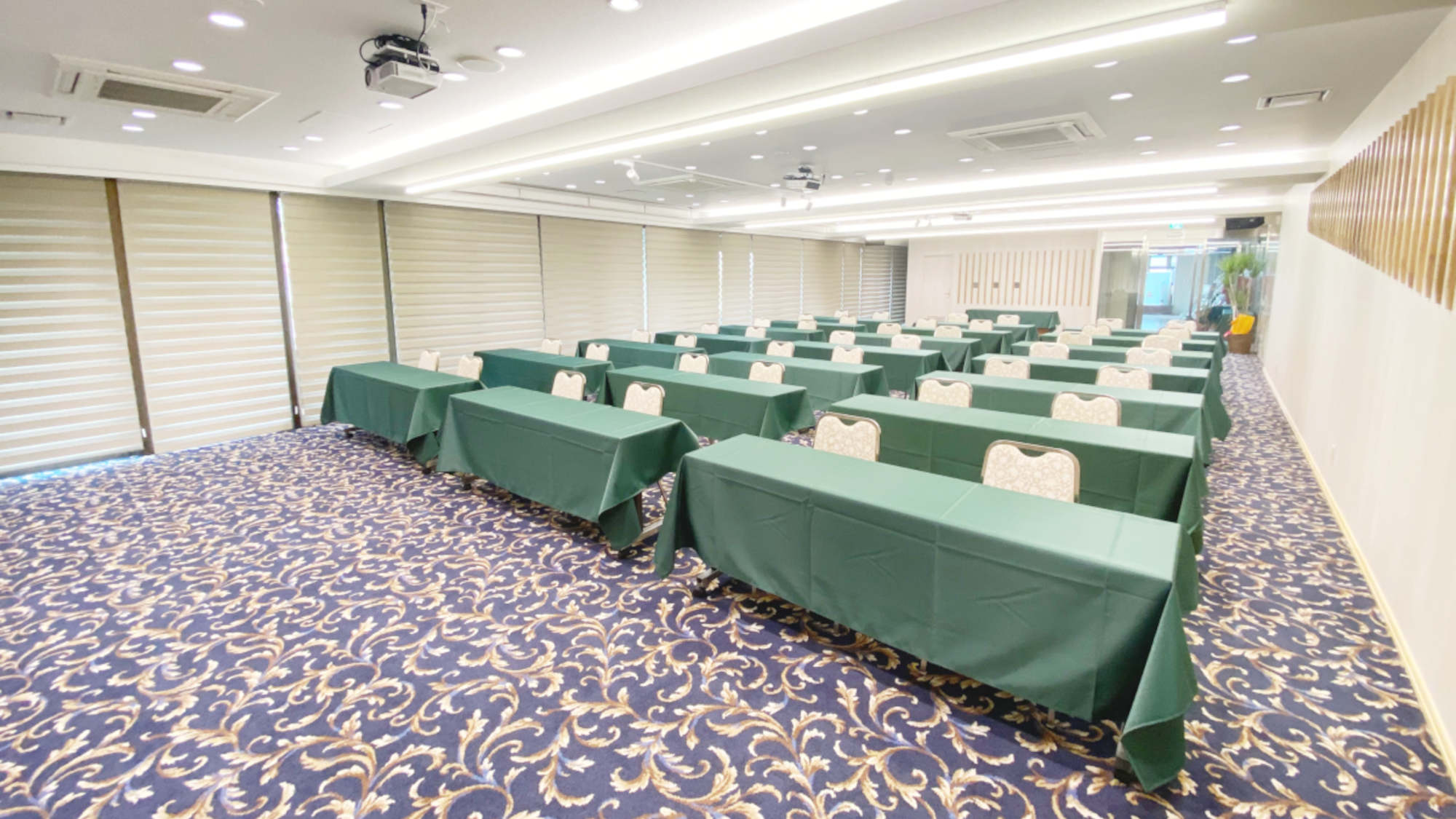 【会議室：FUKUSUI】149㎡・60名様収容可能な会議室