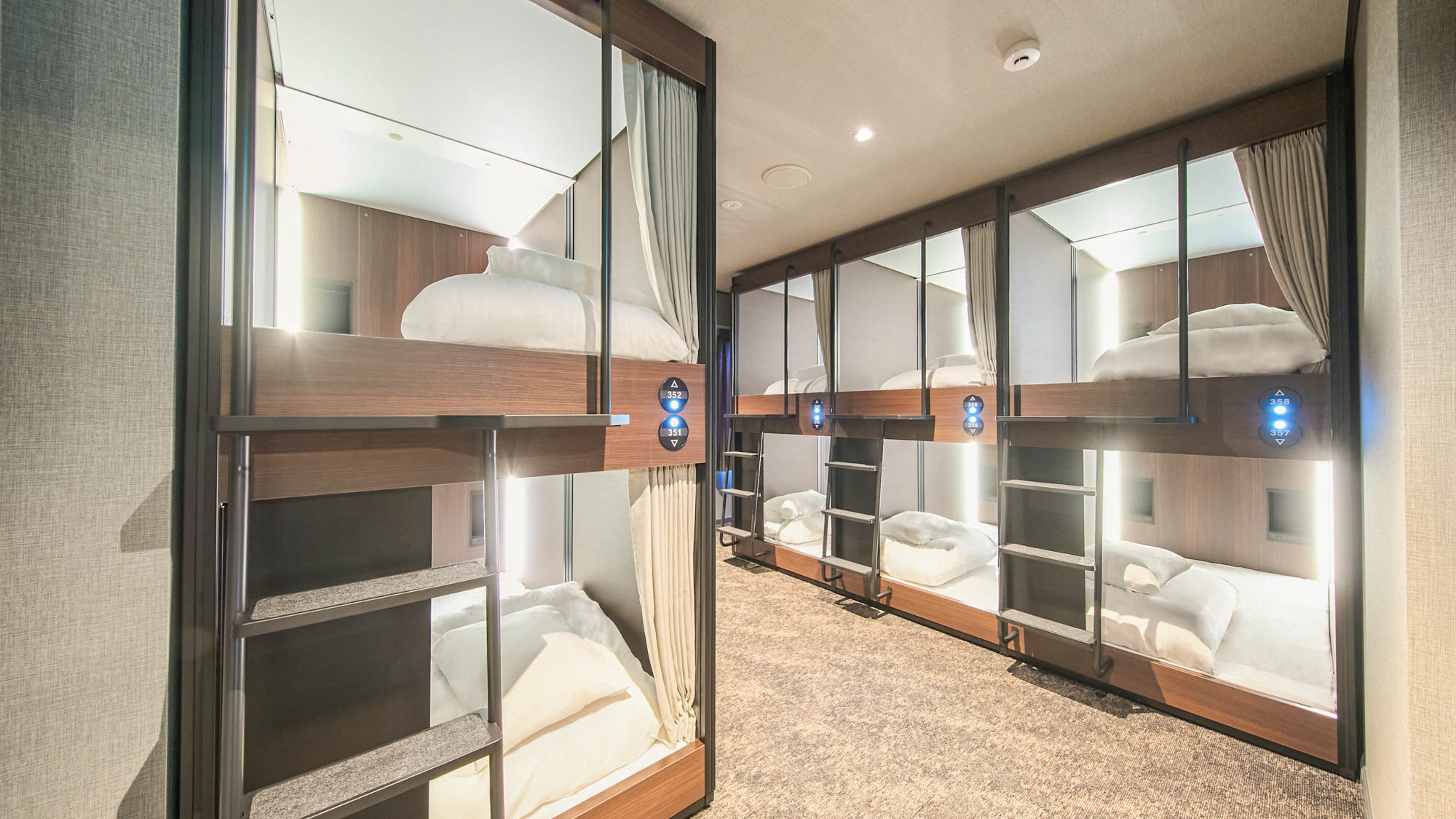 【カプセルルーム】快適にくつろげる新しいスタイルの滞在を