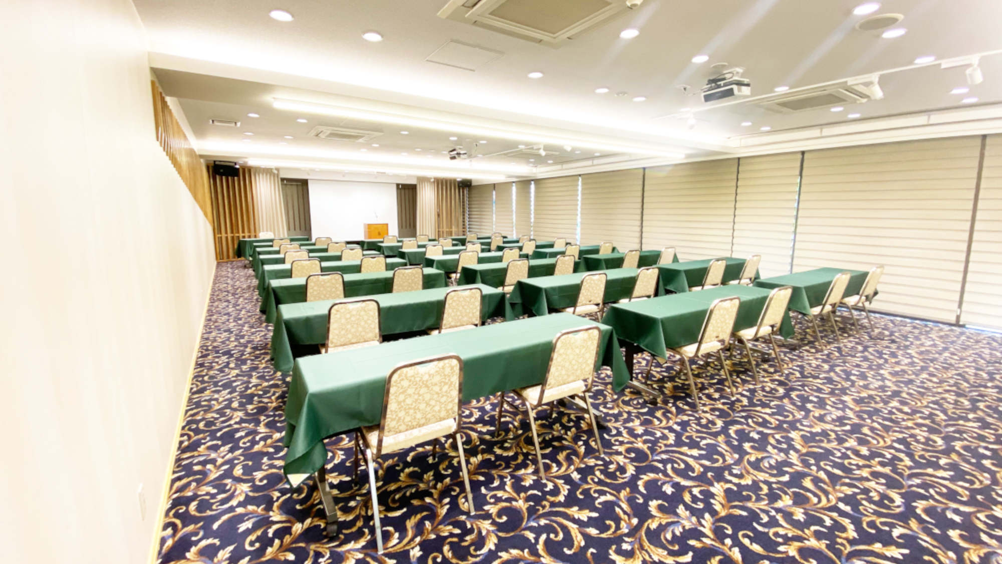 【会議室：FUKUSUI】149㎡・60名様収容可能な会議室