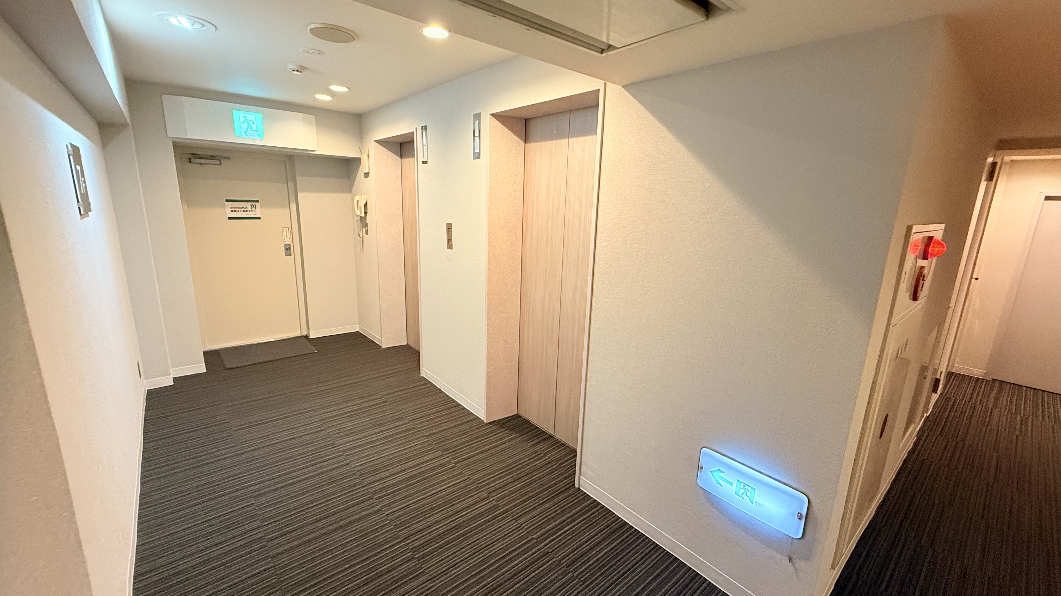 客室フロアエレベーター①