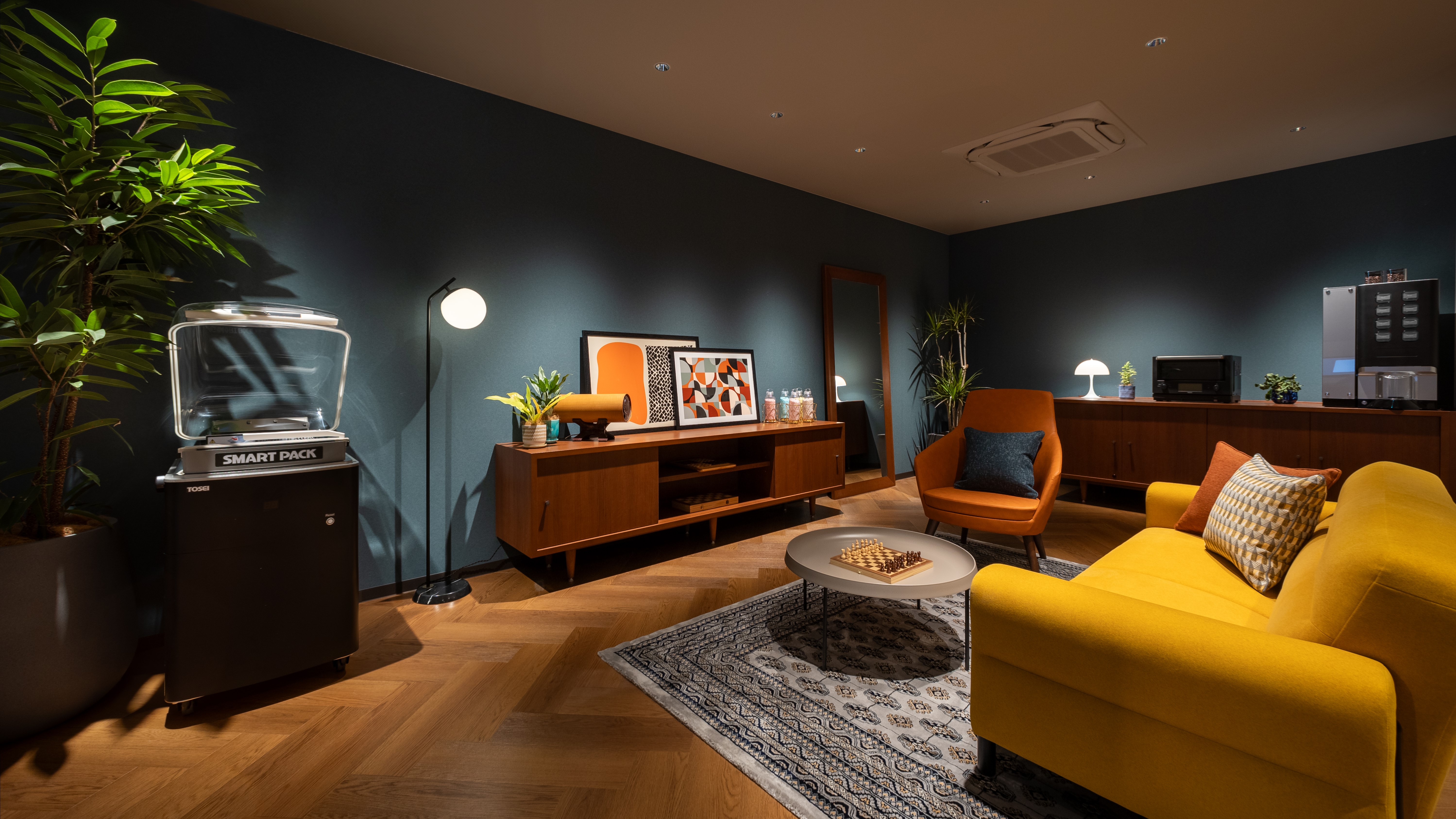 ＜Laundry Lounge＞営業時間 24時間：宿泊者専用無料サービス