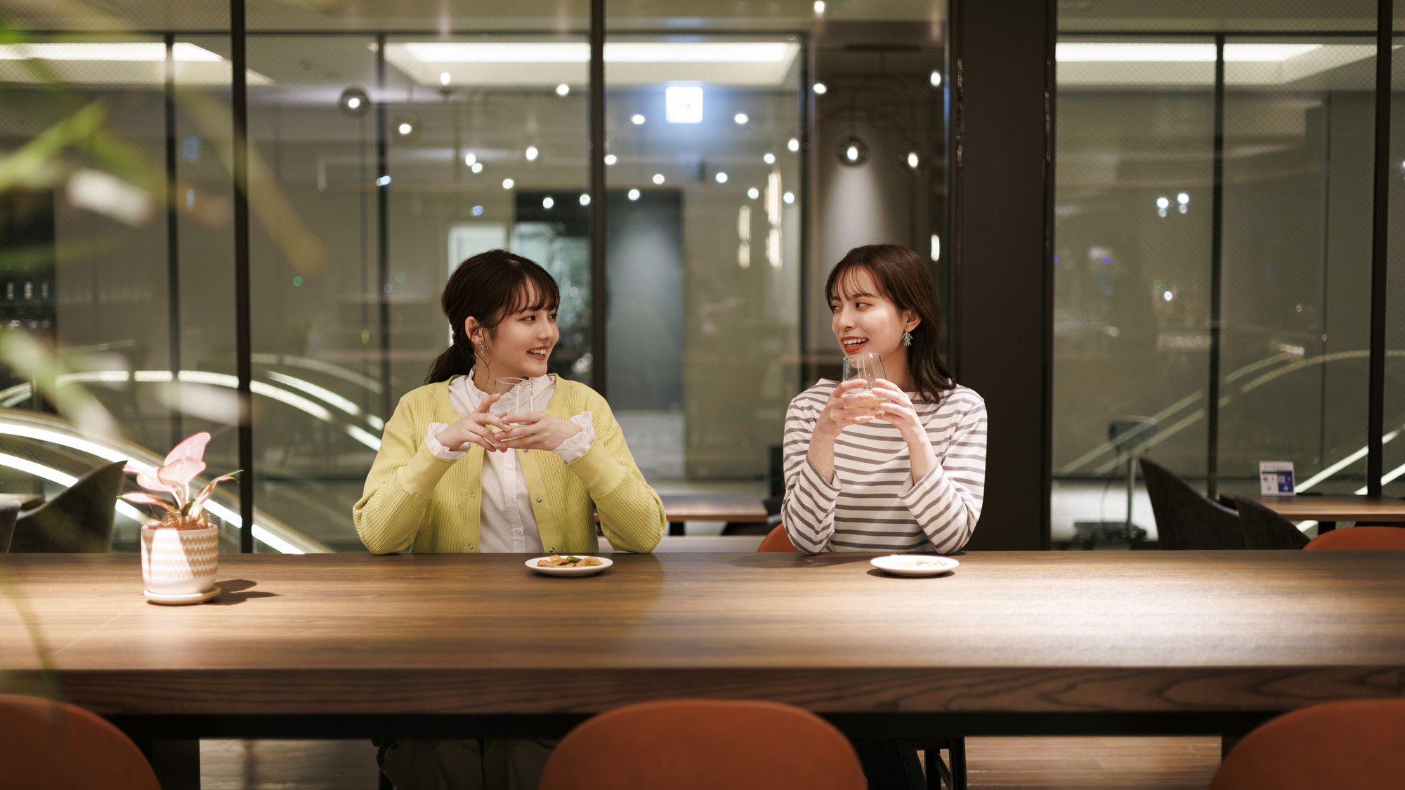 ＜Welcome Lounge＞営業時間14:00～22:00