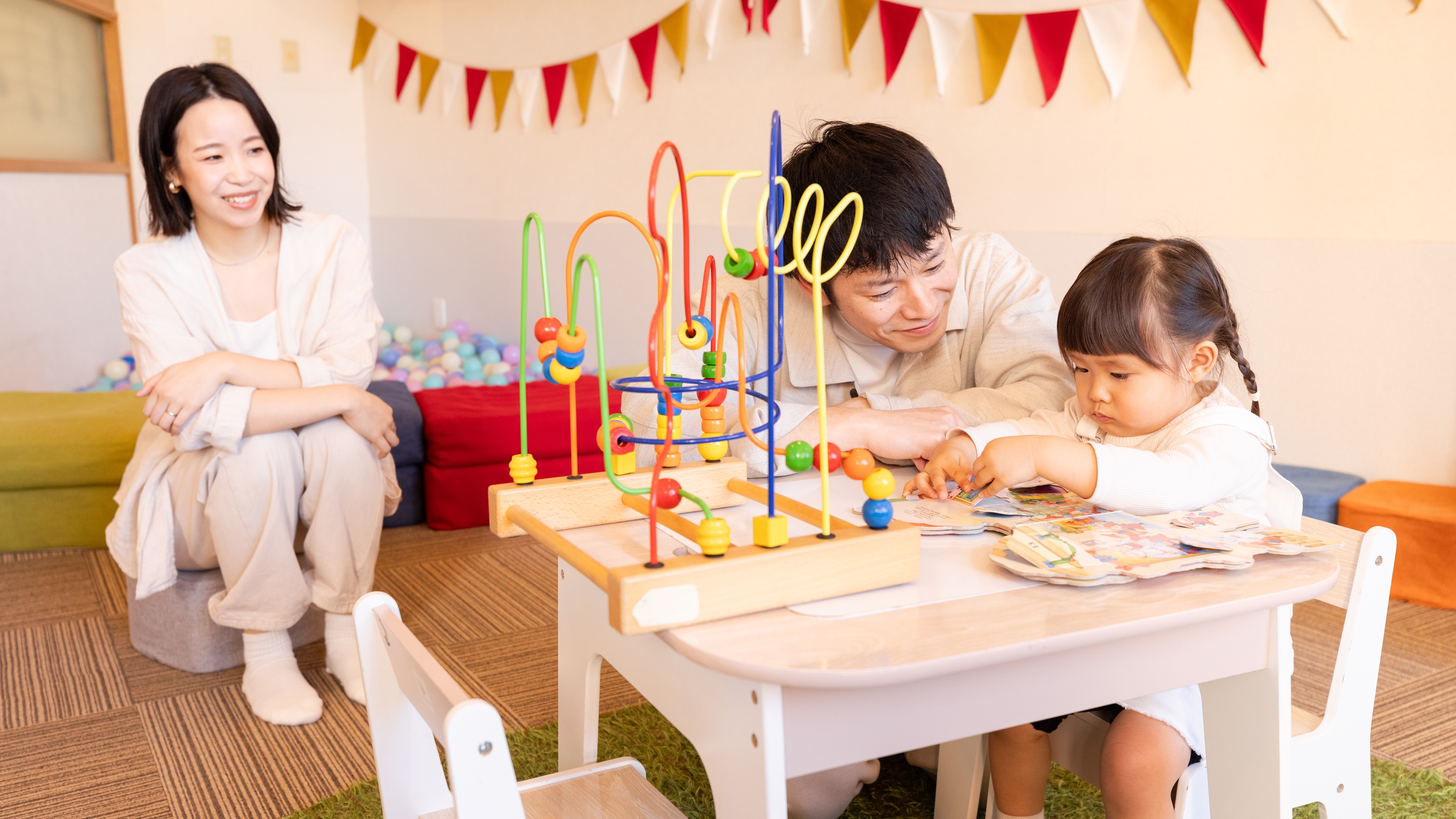 おもちゃに夢中・・・あきない工夫がたくさん