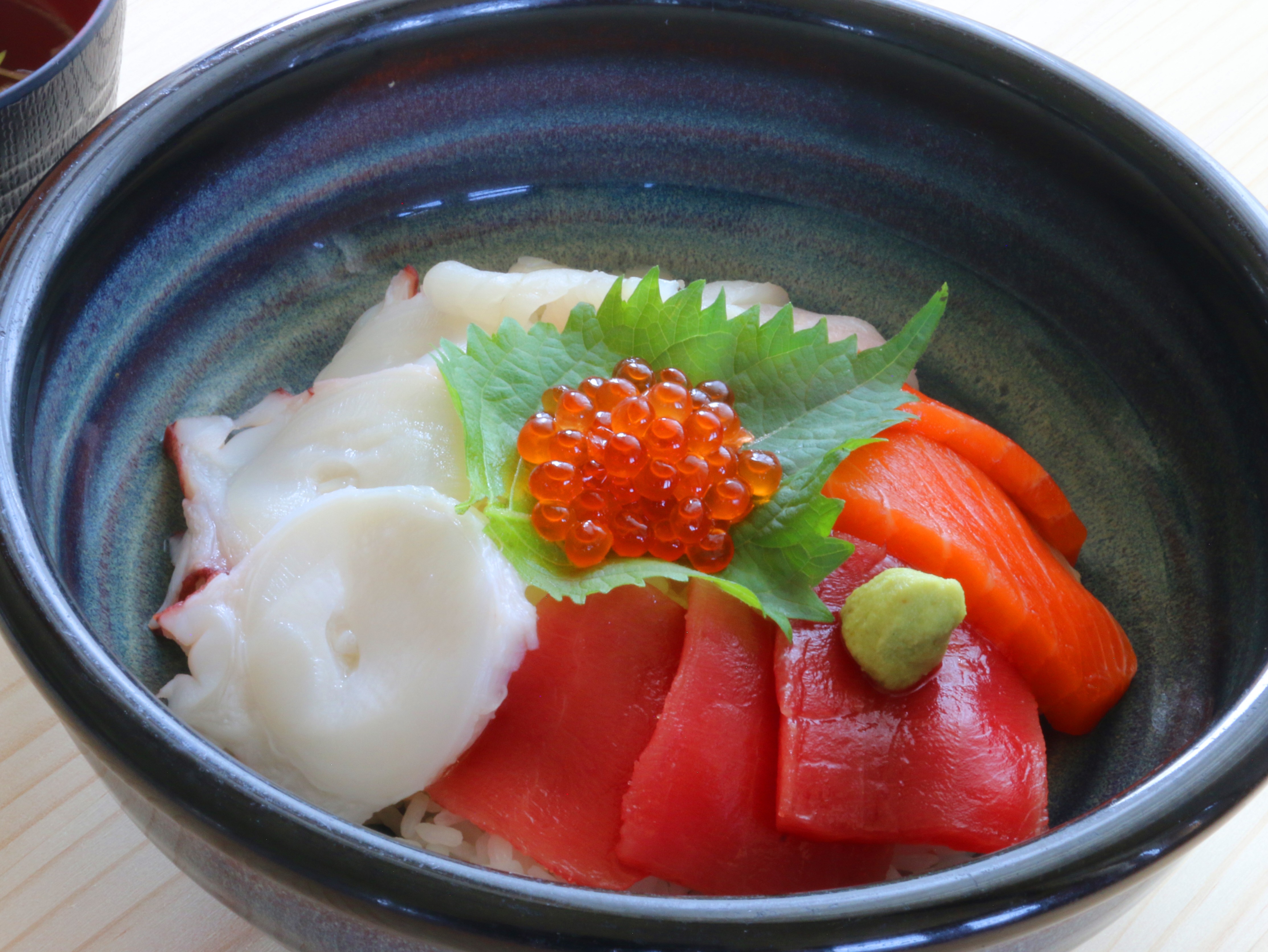 海鮮丼