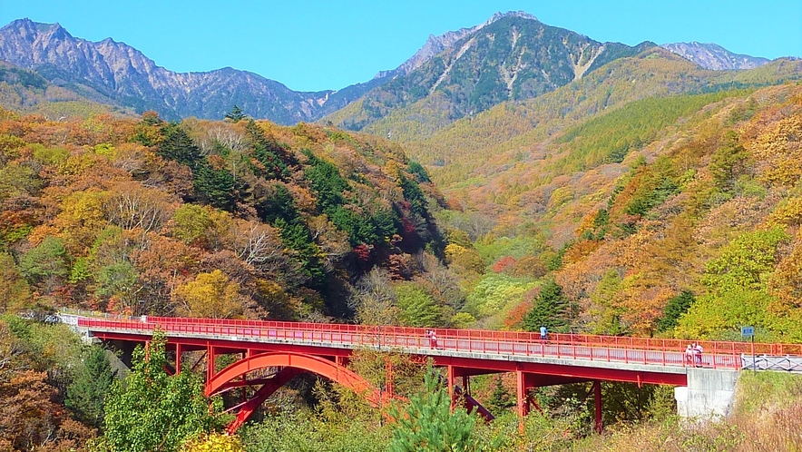 東沢大橋（秋）