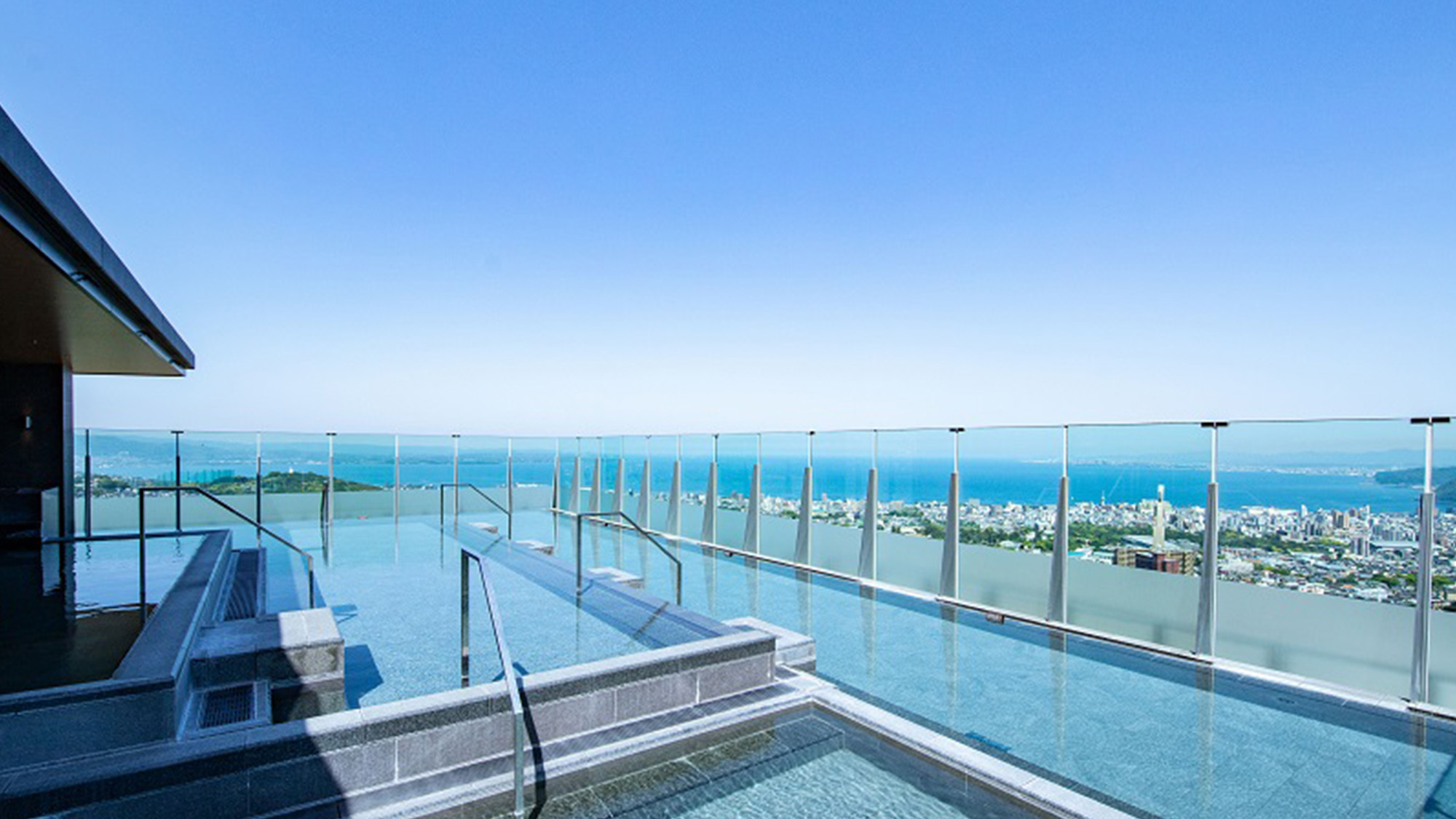 【宙湯】海抜約250mから望む大パノラマの展望露天風呂