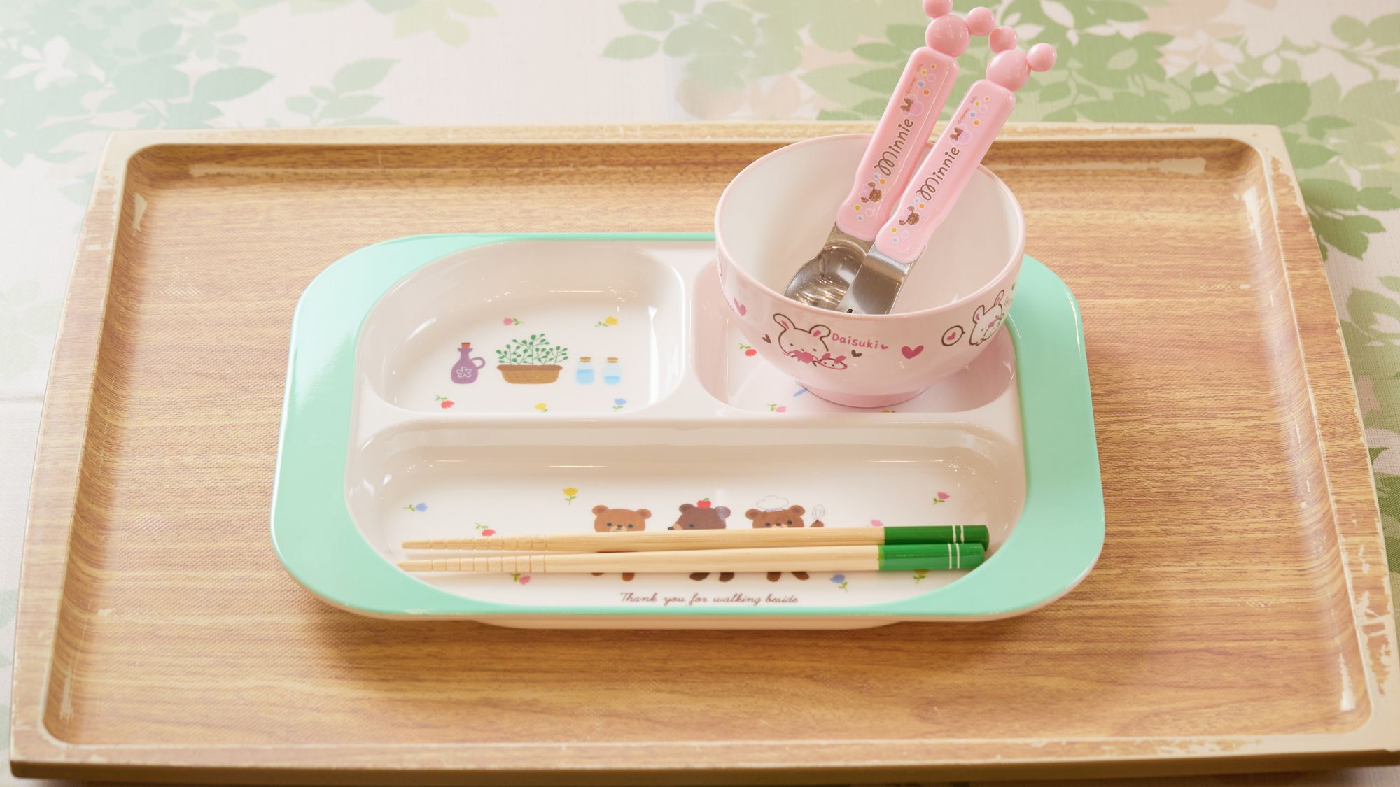 お子様専用のプレートもご用意しております。
