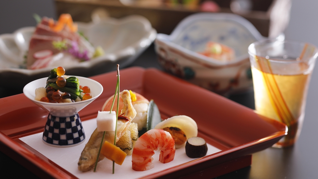 【夕食はゆったり部屋食 -季節の会席-】 奈良の味と風情を、プライベートな空間でごゆるりと。