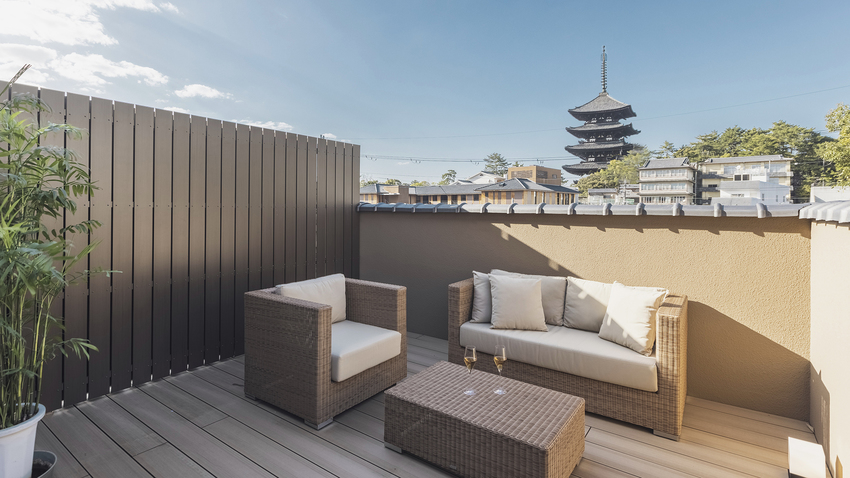 ■デザイナーズルーム■【興福寺側／専用バルコニー付き客室】