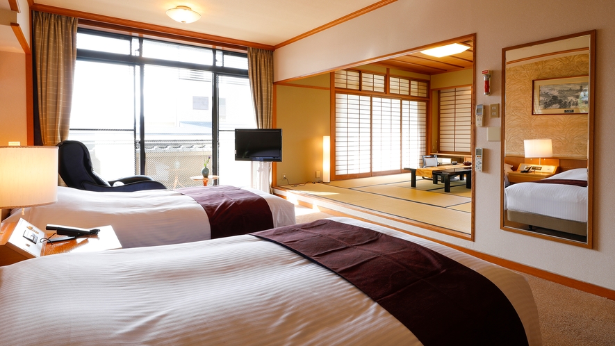 【和洋室／興福寺側】 和室8帖＋ベッドルーム18平米