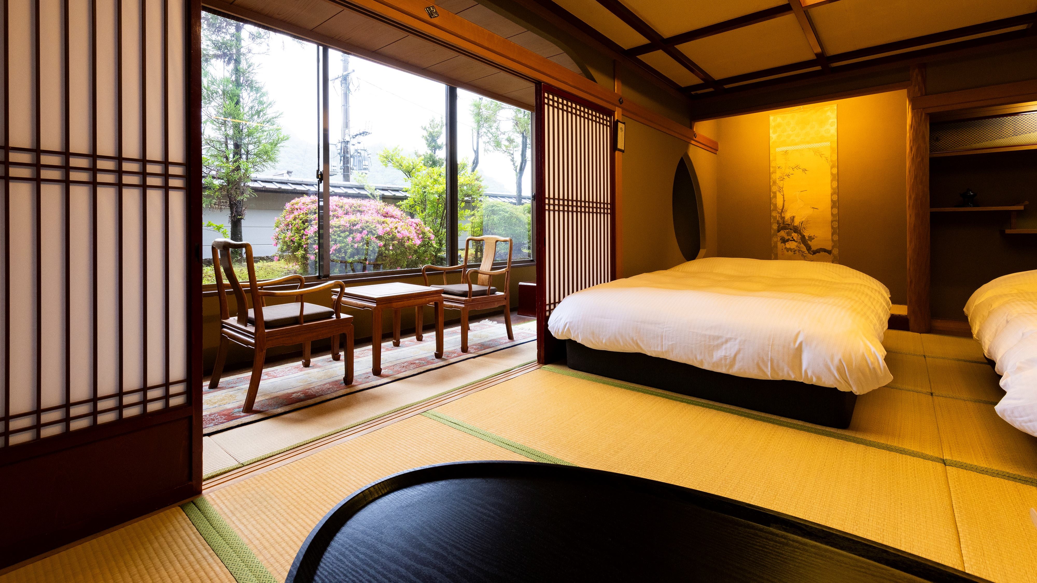 12畳ダブルベッド＿バス無し・トイレあり