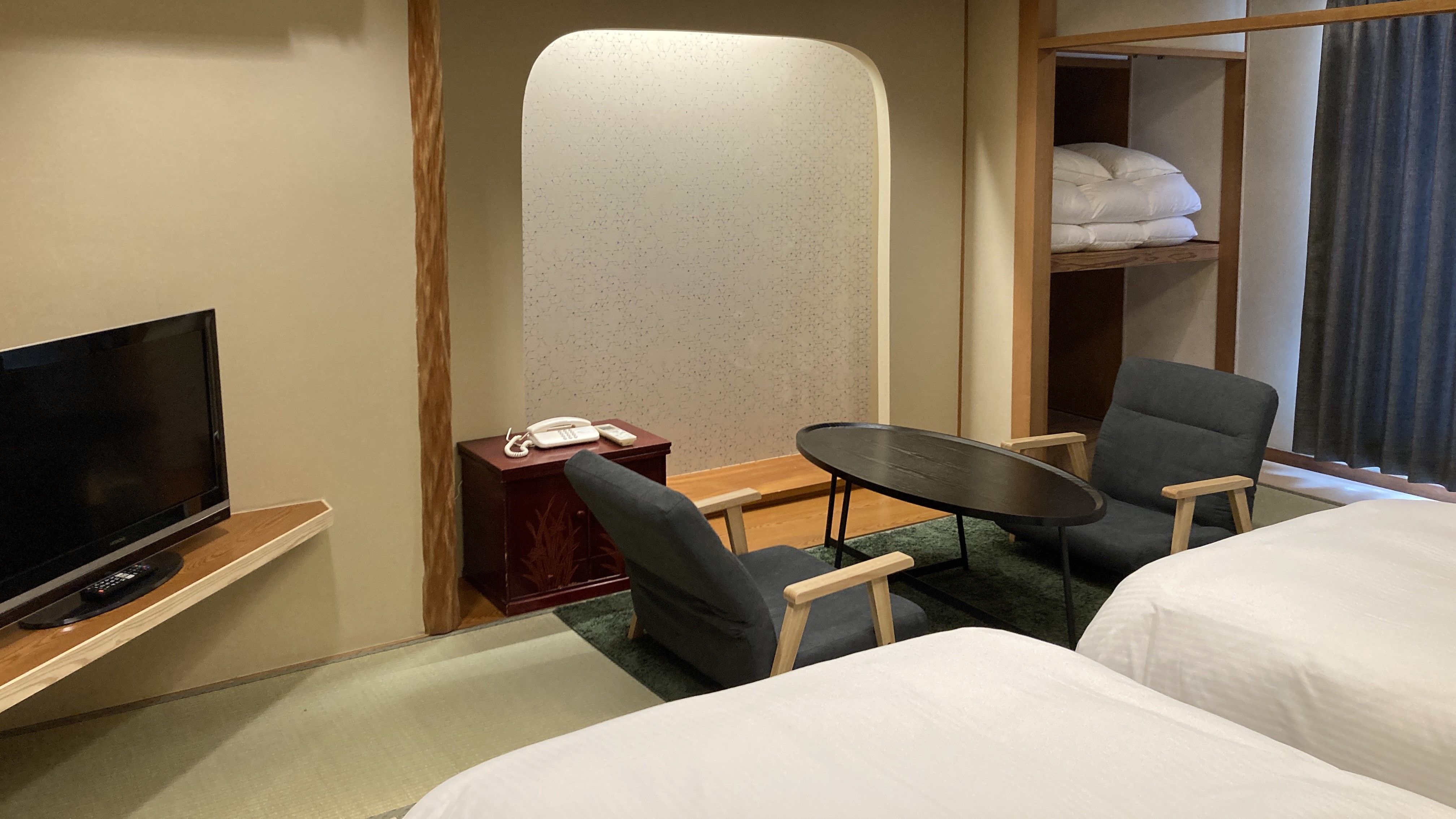 【10畳ツインベッド】バス付＿2名定員