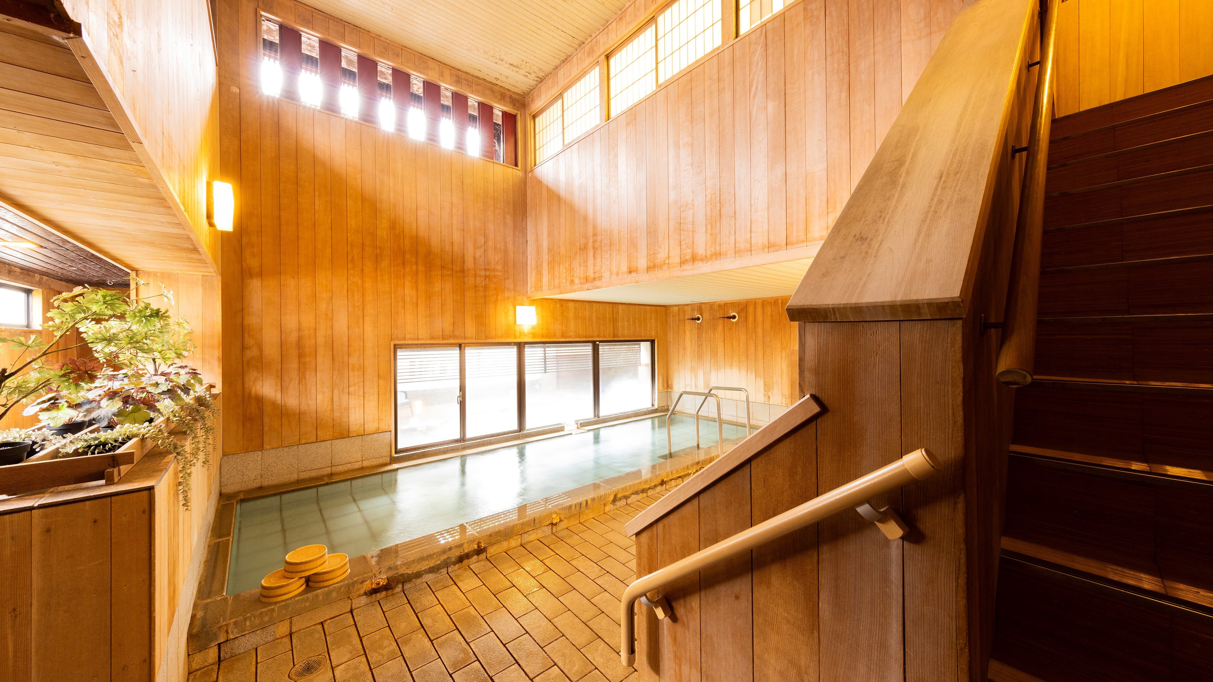 【姫湯】京都屋自慢の自家源泉は「美人の湯」として昔から親しまれております。