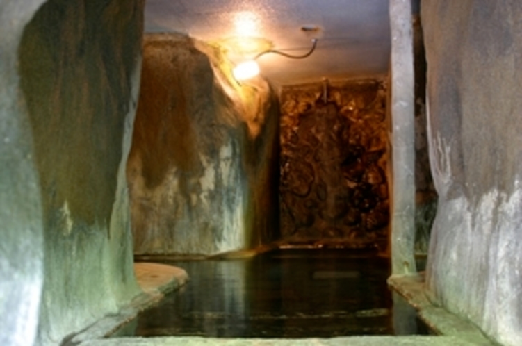 大浴場洞窟風呂