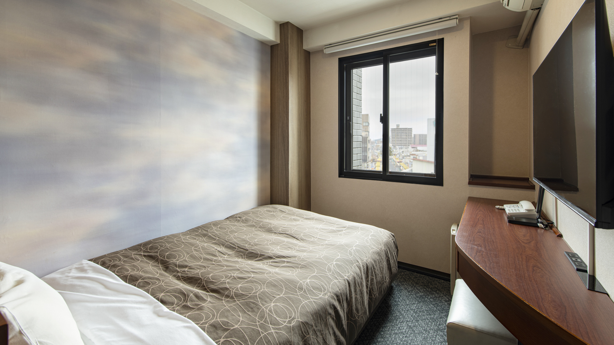 心地よい眠りをサポート。落ち着いたモダンな空間でリフレッシュステイ