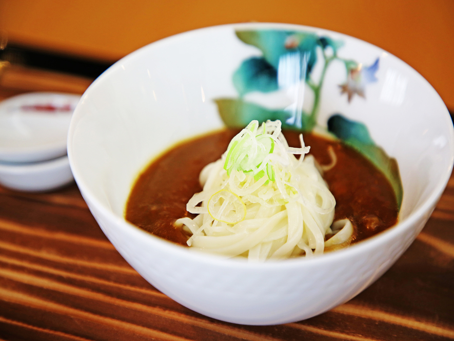 ☆秋田の宿「んめぇ！」もの 準グランプリ☆比内地鶏のきりたんぽ味噌鍋を楽しむ冬の１泊２食プラン
