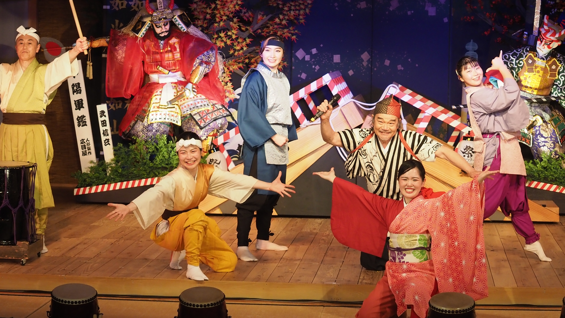 ボーダーを超えて子どもから大人まで楽しめる”祭”エンターテイメント！  「なまはげ」や「西馬音内盆踊」など重要無形民俗文化財登録数が全国１位の秋田県ならではの文化に出会うことができます。世界１位の田沢湖ビール等のドリンクも味わえる、格別なひとときがここに。