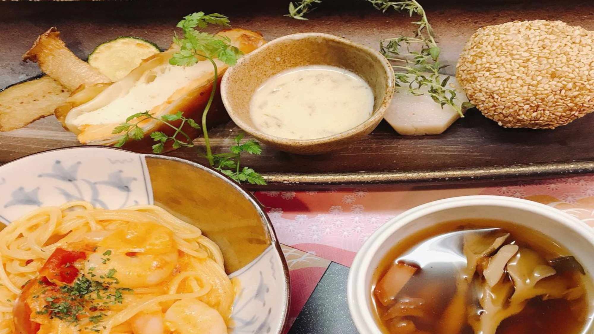 ◆夕朝２食付◆高品質な食材と繊細な料理の技術！展望レストランでご夕食☆【一流シェフの創作会席コース】