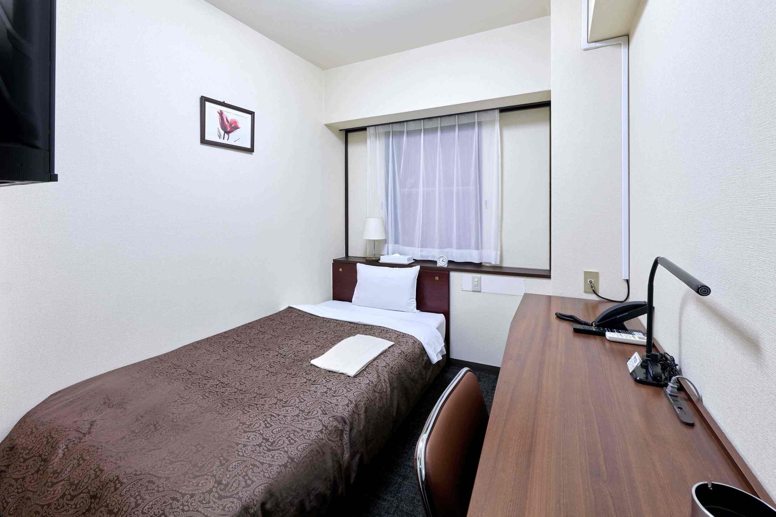 ＜シングル＞　レイトチェックアウト12時　朝ごはん付
