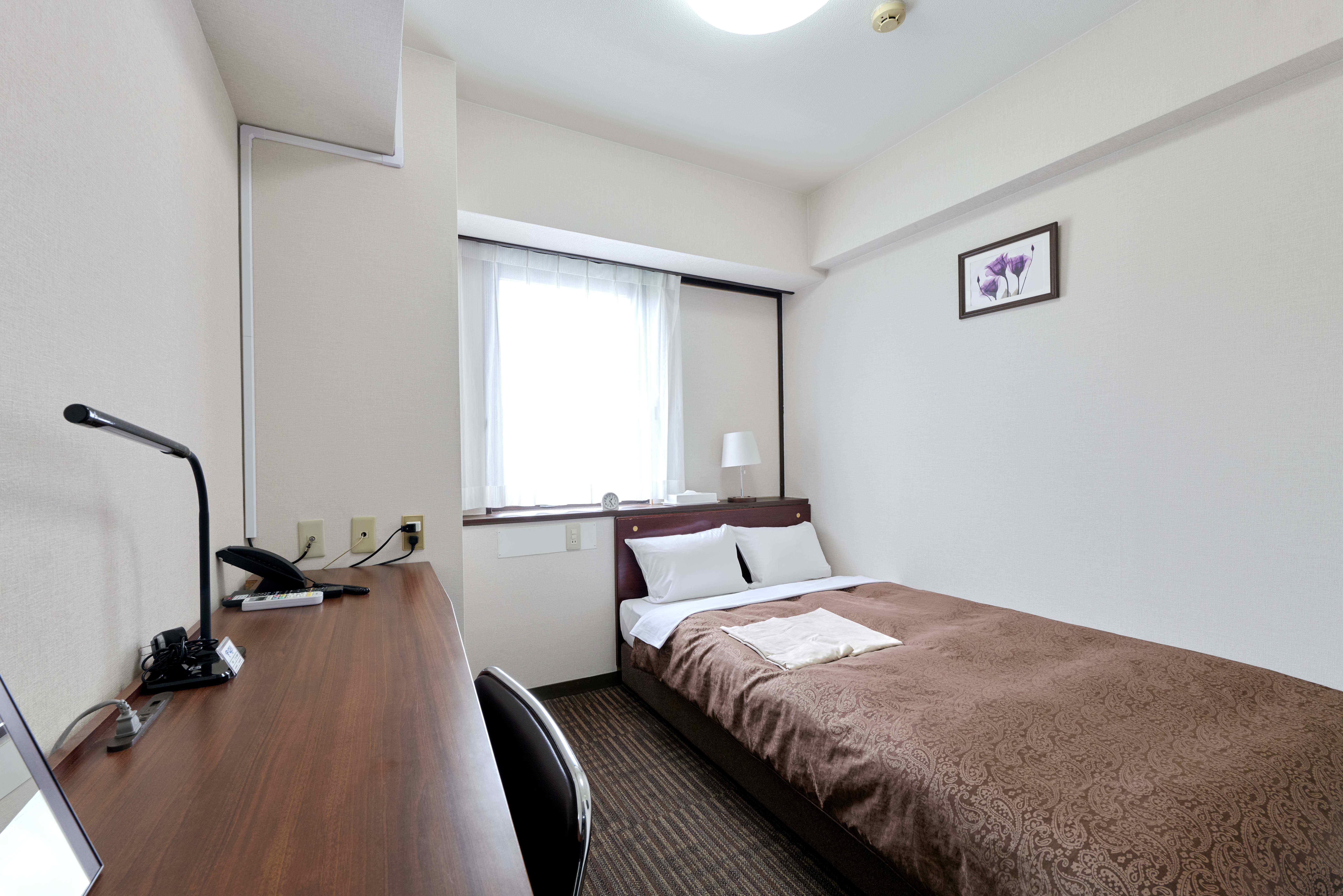 セミダブルルーム