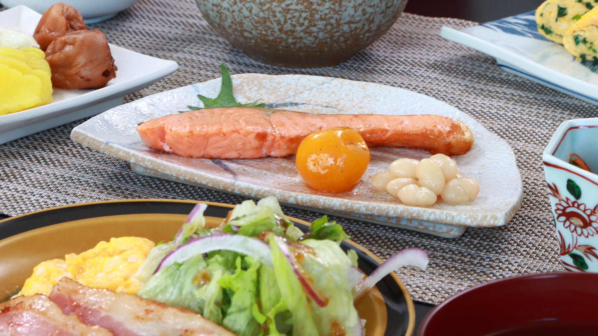 朝食　一例　焼き魚