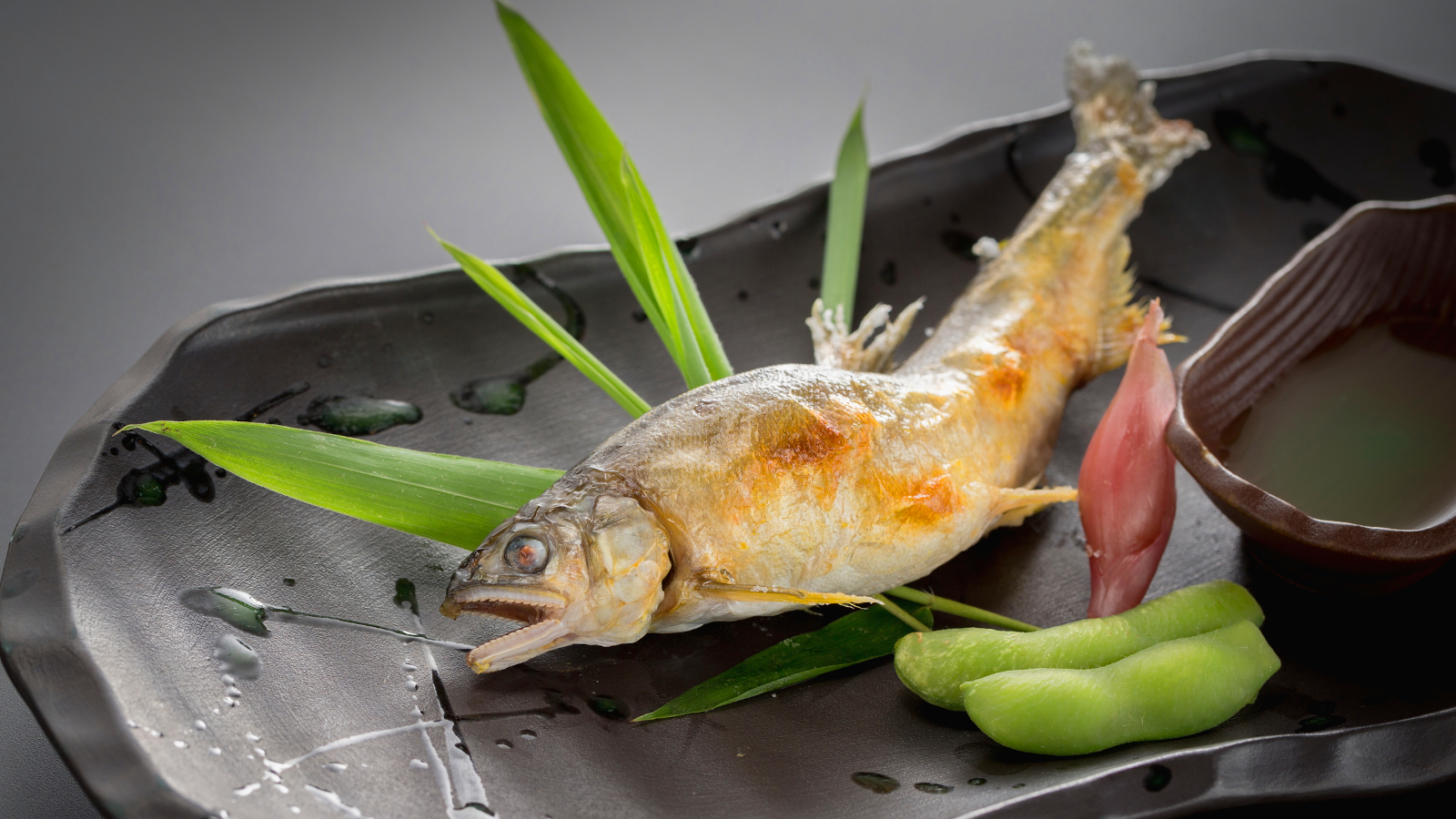 夏が旬の鮎の塩焼き