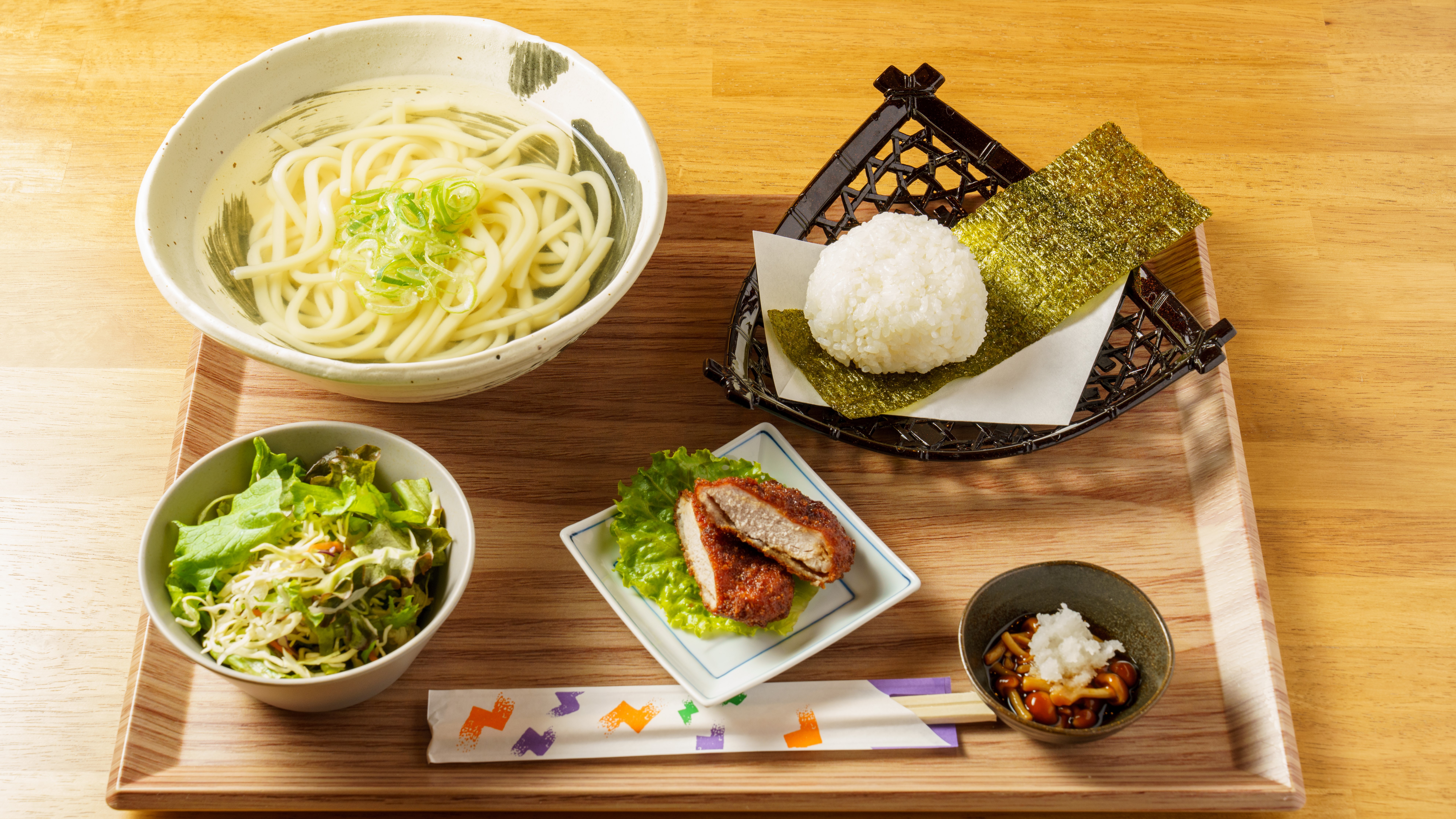 暖かいうどんセット（一例）