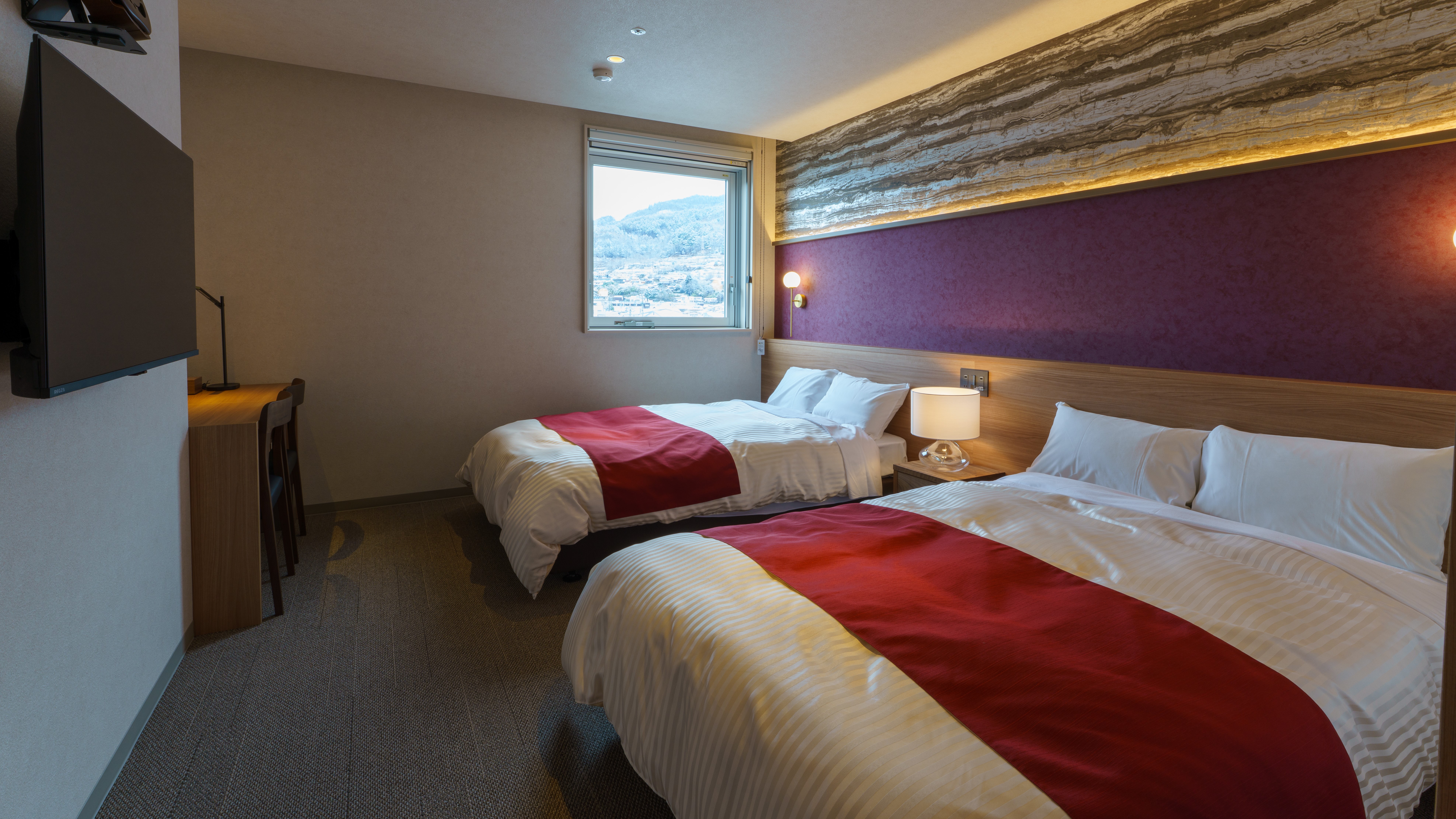 リニューアルオープン！　22㎡　♪メロデイールーム（セミダブルサイズ122cm&times;ツイン）♪　禁煙