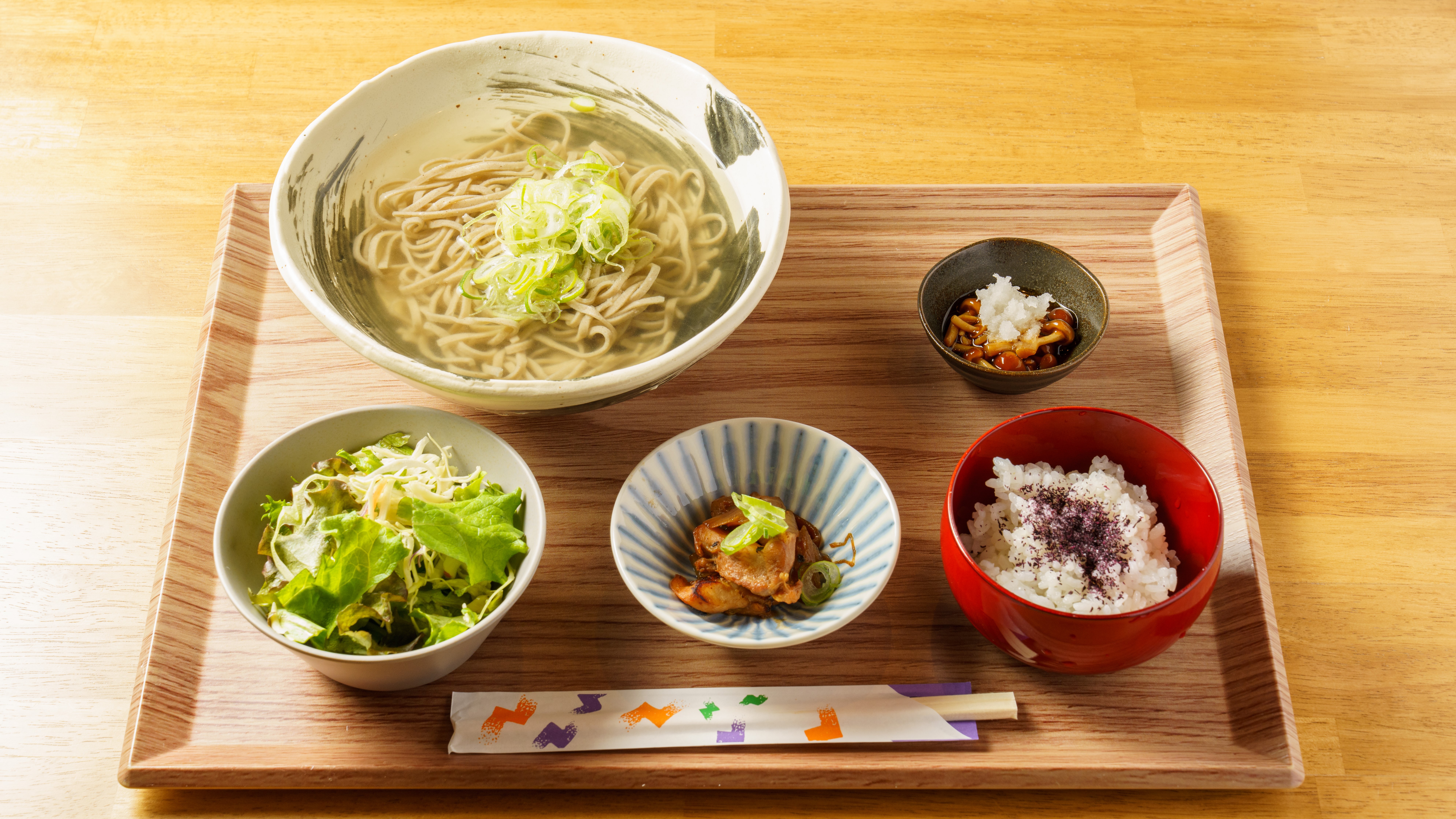 暖かいそばセット（一例）