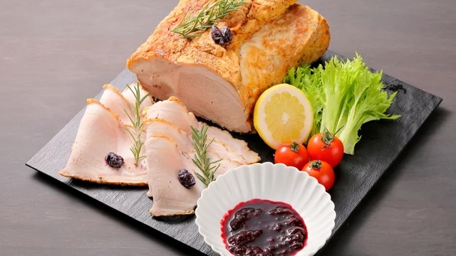 【まるで宝石！？な海鮮丼と月替わりフェア】しこつこ夏ビュッフェ