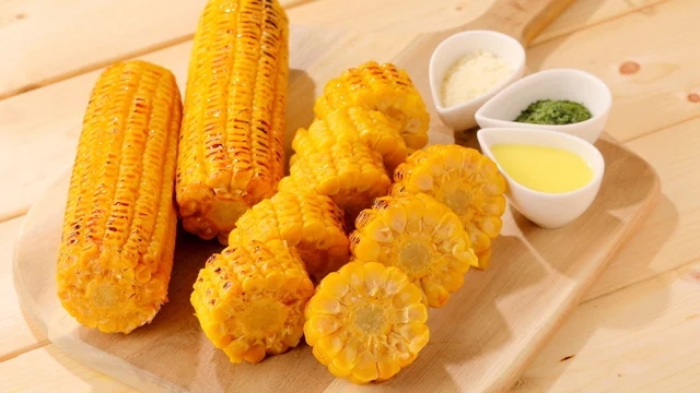 【まるで宝石！？な海鮮丼と月替わりフェア】しこつこ夏ビュッフェ