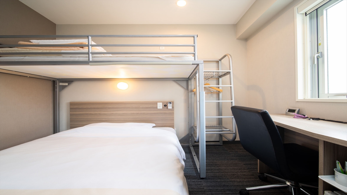 ホテルでは珍しい二段ベッドで良い思い出を