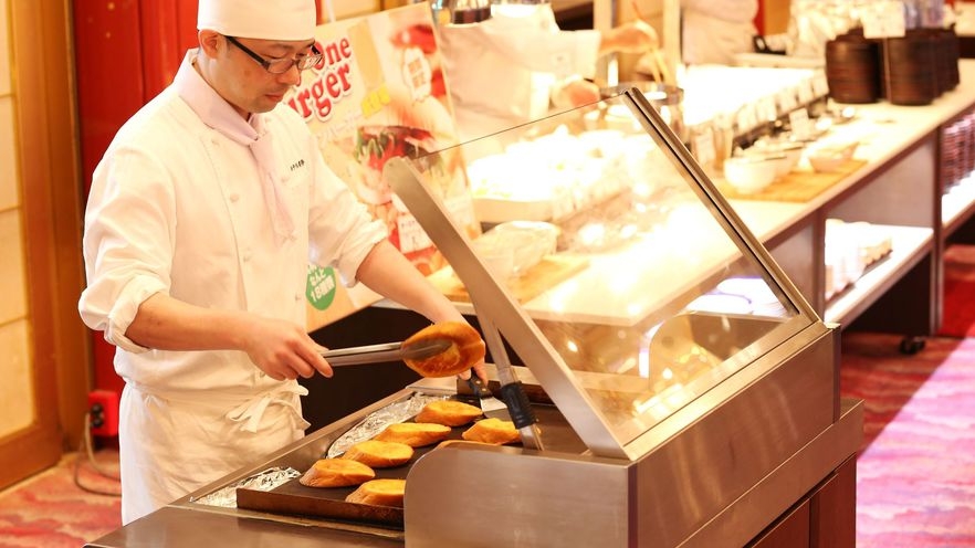 【春☆ファミリープラン】＜小学生半額！幼児添い寝2才まで無料！＞旬の味覚を味わうご馳走バイキング