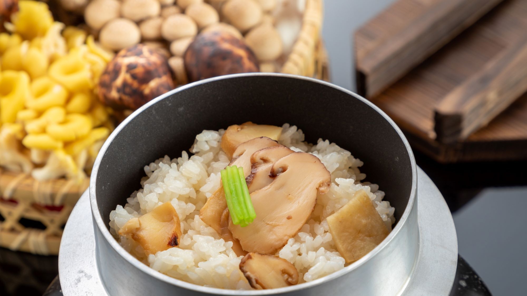 【基本】食の祭典！レストラン「パレルージュ」でご馳走バイキング◆四季のフェア開催♪和洋中の料理が満載