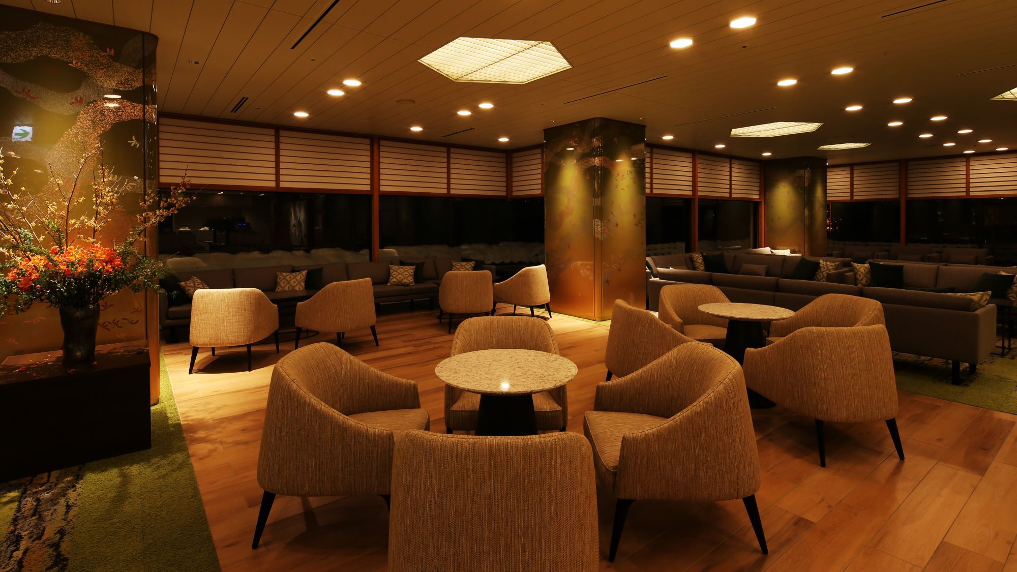 【SAKURA LOUNGE】　※イメージ