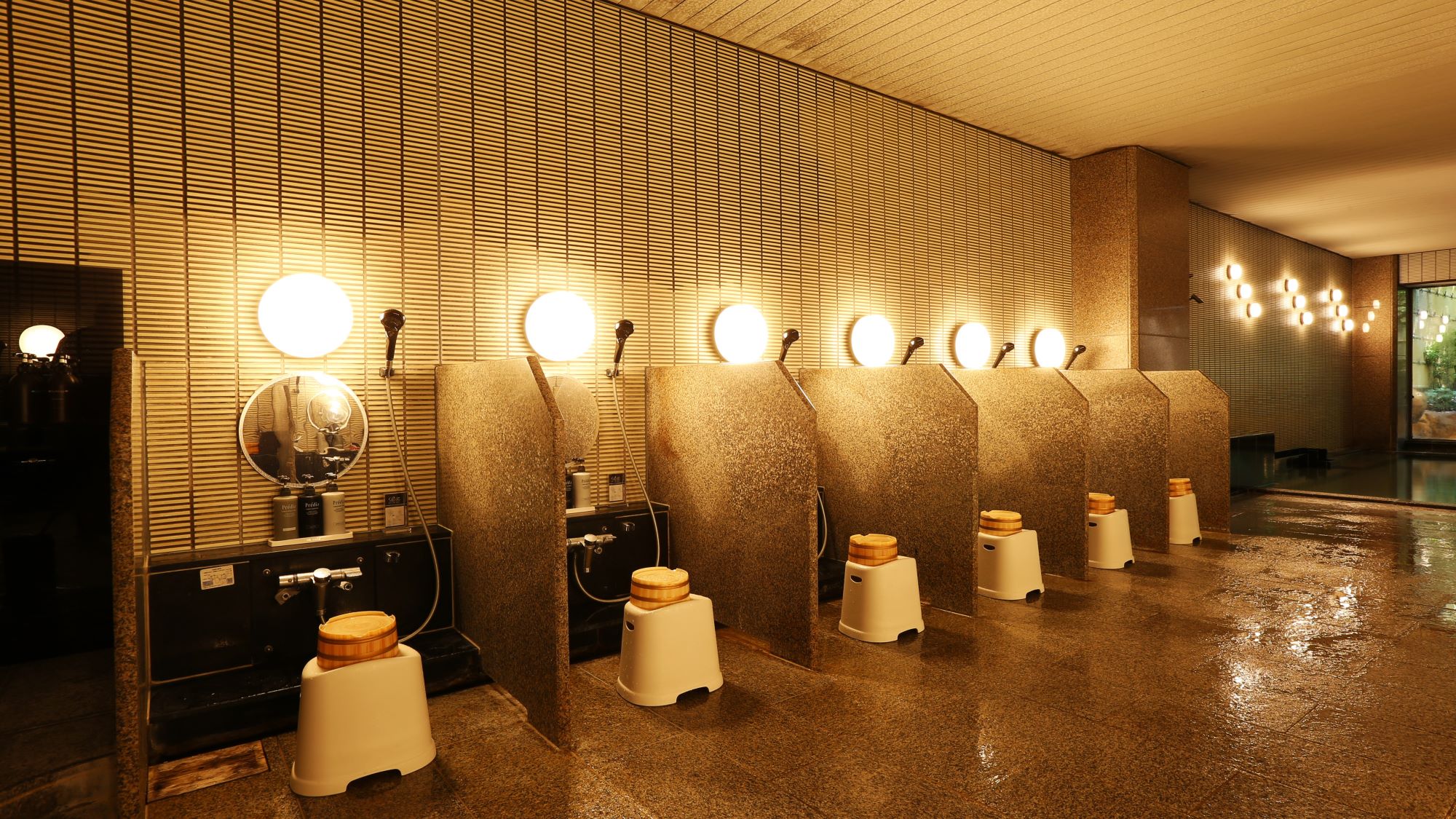 別湯（有料）／洗い場