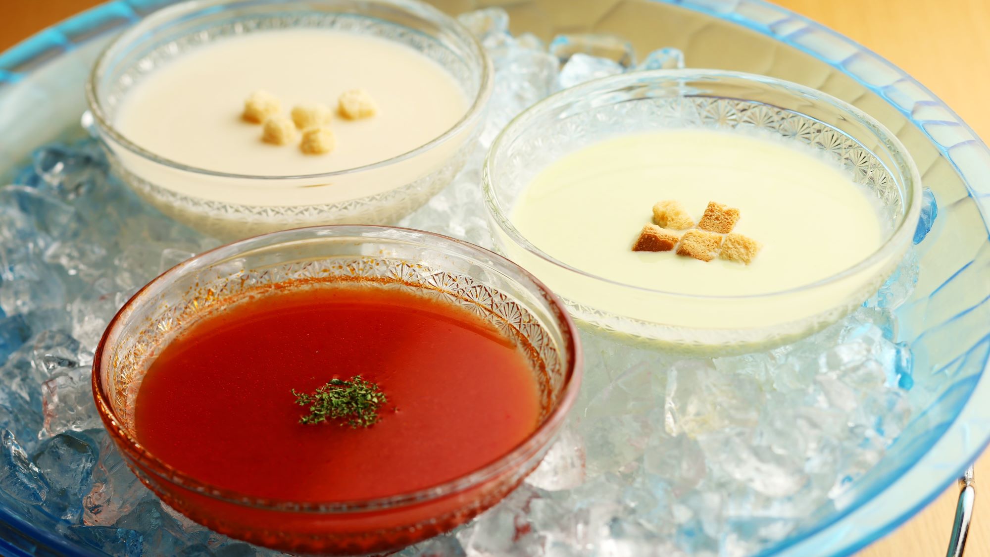 【夕食／バイキング】三種の冷製スープ　※イメージ